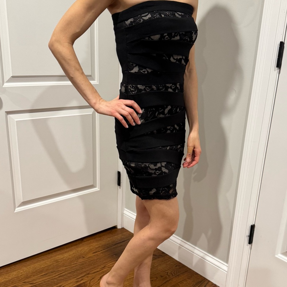 Elegant Black Lace Strapless Dress